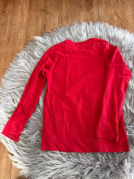 Vánoční triko, 134