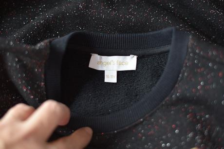 Mikina vel. 10 - 11 let, 146