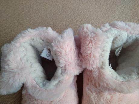 Brankové bačkůrky "zajic" ve vel."26/27", 26