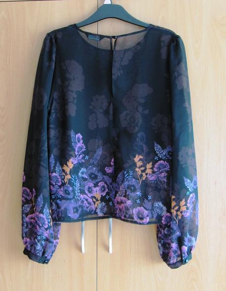 Černá halenka s květy, miss selfridge,42