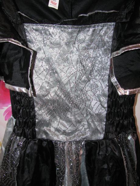 Karnevalový kostým-šaty krásné čarodějky,upírky, 