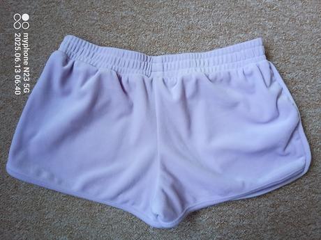 Šortky semiš zn."destination" vel."140", 140