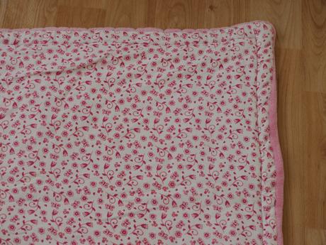 Prijemna a vyteplena decka pro miminko ,