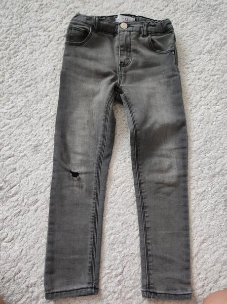 Džíny, zara,110