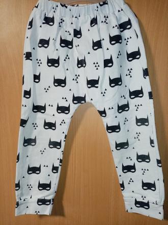 Bavlněné tepláky "batman", 104