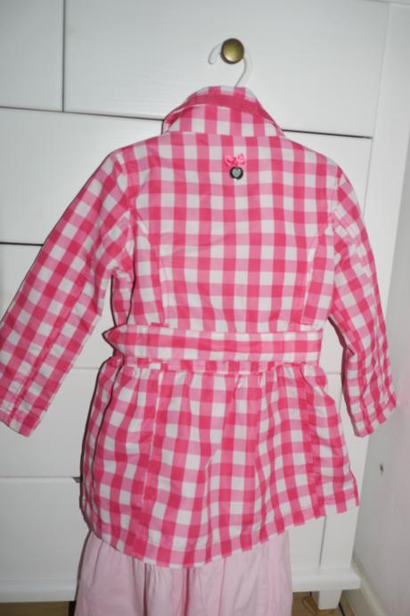 Kostkovany kabatek, 98