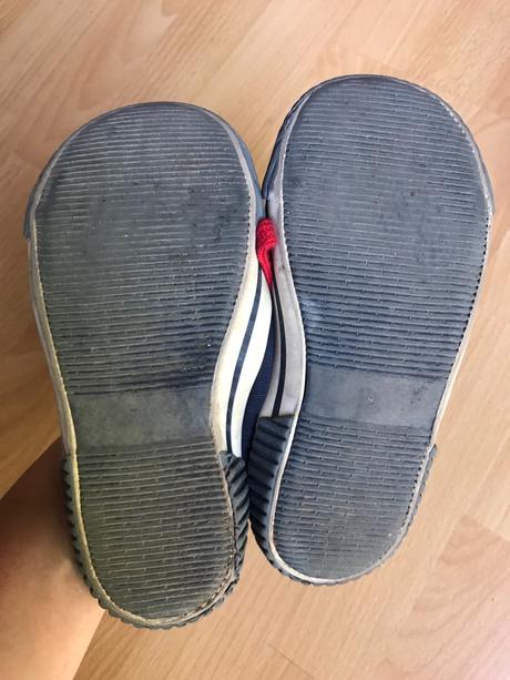 Kecky plátěnky, 32