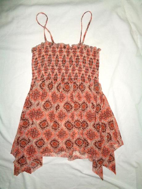 Krásný cihlově červený cípatý top, e-vie,152