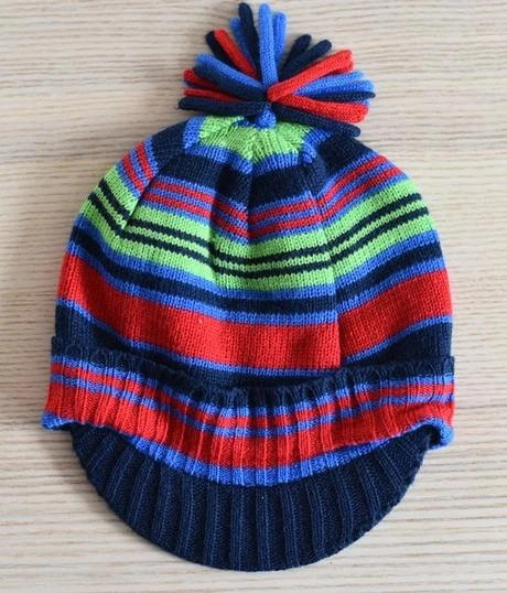 Čepice vel. 4 - 6 let, george,110