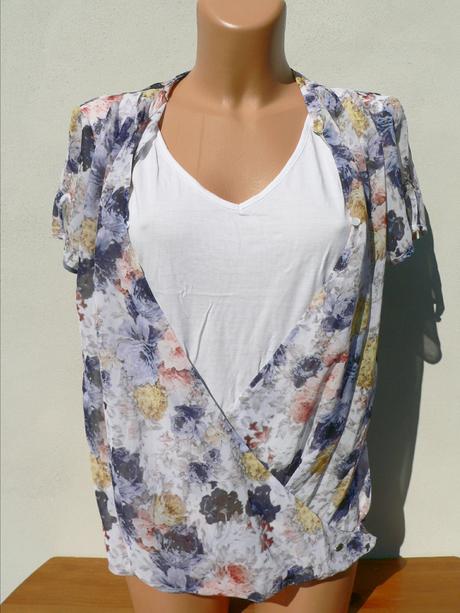 Lehká květovaná blůzka zabaione - vel. m/l, m