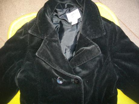 Sametové sako, next,104