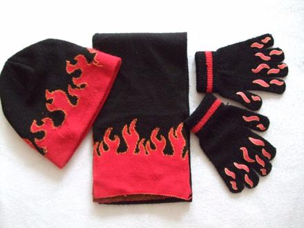 Čepice + rukavice + šála fire (4-8 let), cherokee,104