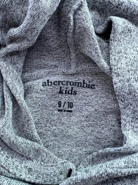 Svetr & šedá klokanka abercrombie&fitch v. 140, abercrombie&fitch,140