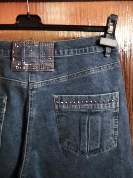 Dámské rifle s kamínky a výšivkou elastické, 40