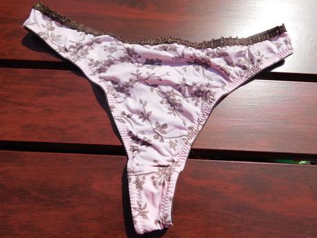 Dámská tanga, l