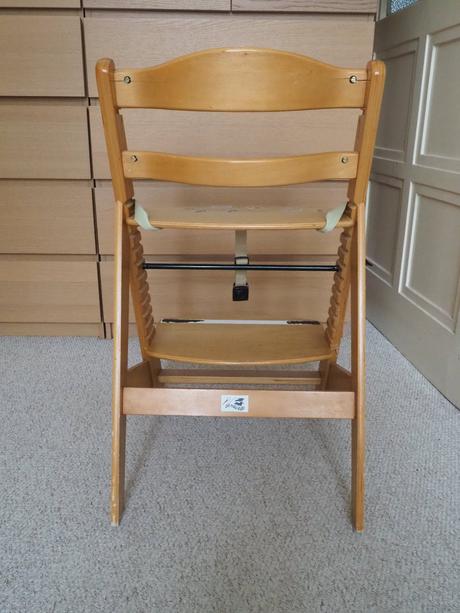 Rostoucí židle s pultíkem a pásy, 