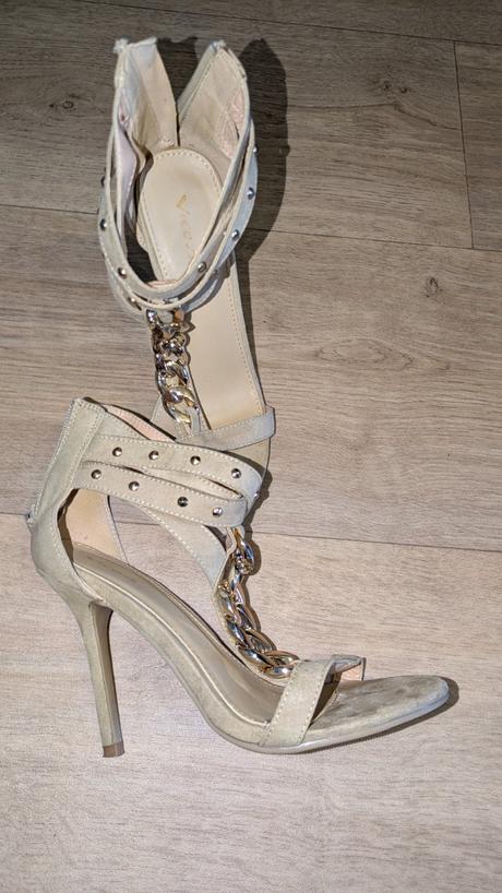 T483   krásné boty vices vel. 39, 39