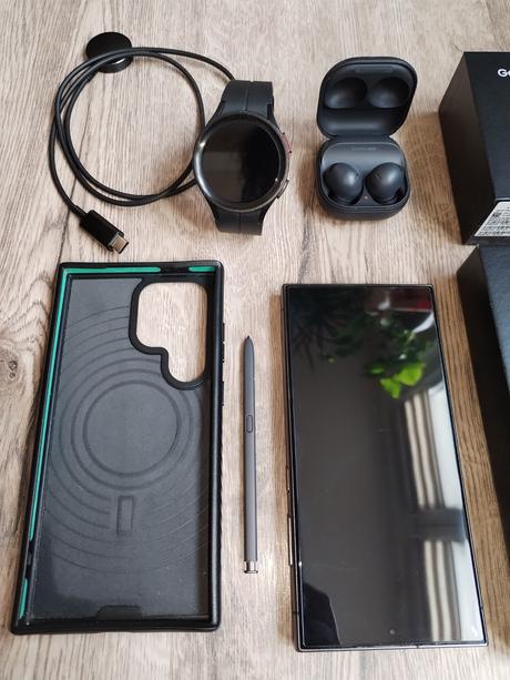 Mt samsung galaxy s24 ultra, hodinky, sluchátka, samsung