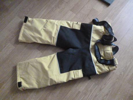 Lyžařské kalhoty 4-5 trespass vel.4-5, 110