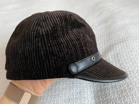 Manšestrová jarní/podzimní čepice/kšiltovka 5-8let, 116