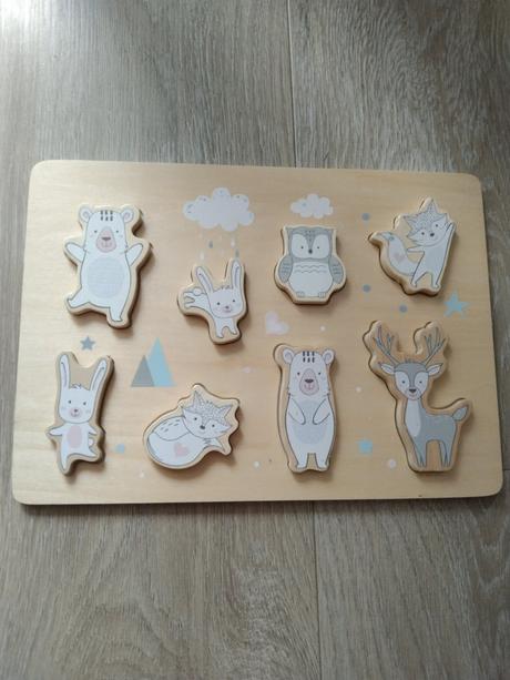 Dřevěná vkládačka se zvířátky,