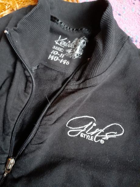 Černá mikina na holku stylová, 134