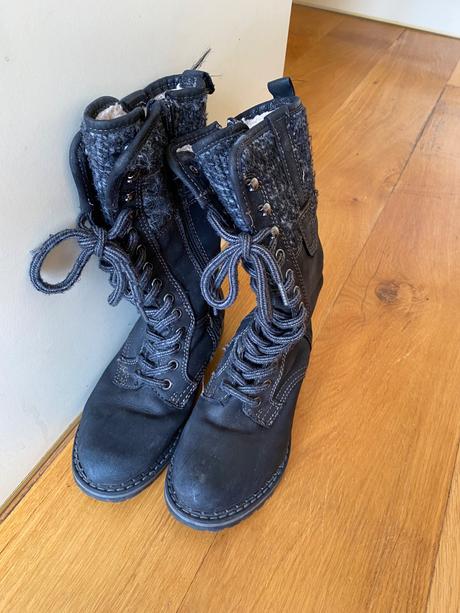 Zimní kozačky, baťa,32