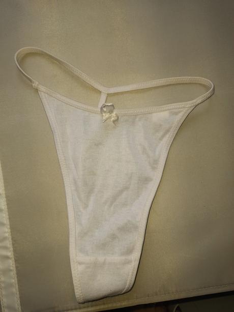 Tanga, bílé kalhotky m, m