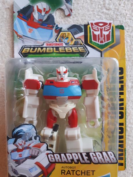 Hasbro transformers autobot ratchet deluxe class,