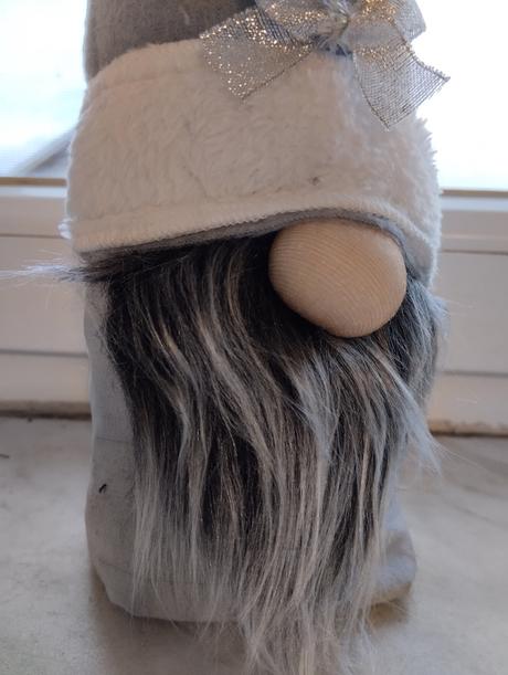 Látkový trpaslík,