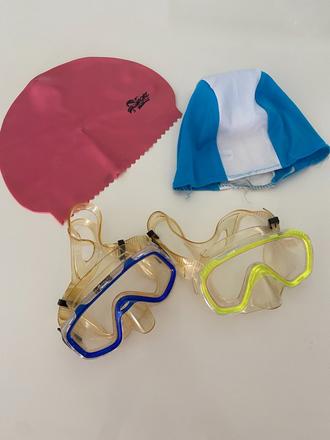 Dětské potápěčské brýle a koupací čepice, 