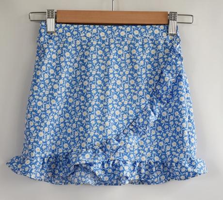 Sukně vel. 7 let, 122