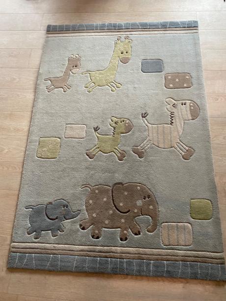 Prodám dětský koberec zn. esprit africká zvířátka, 