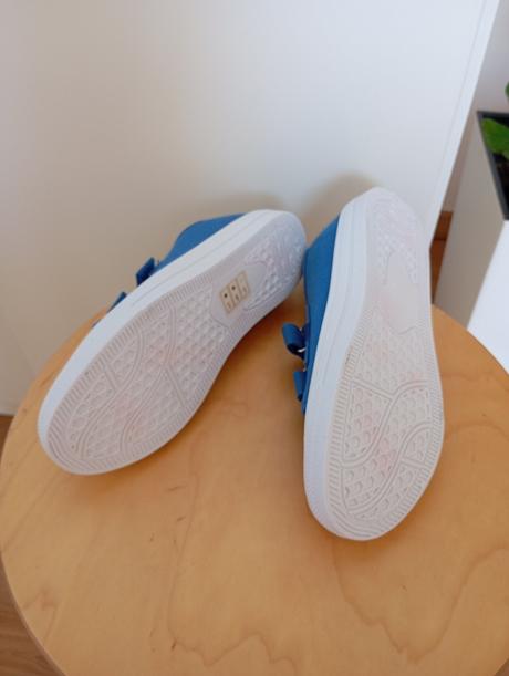 Tenisky s bílou podrážkou nové, sinsay,35