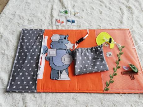 Skládaci kniha aktivit, 