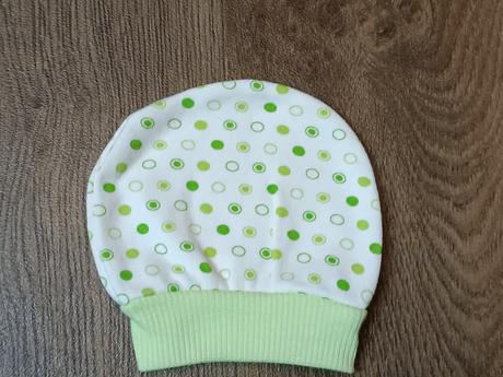 2x novorozenecké bavlněné čepičky, vel.50/56, 50