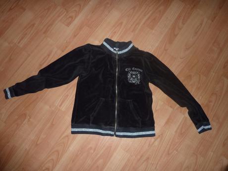 Teplakova souprava, 146