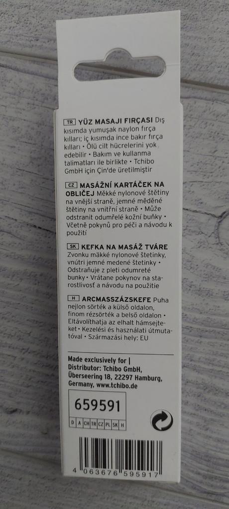 Obličejový masážní kartáč s měděnými štětinami,