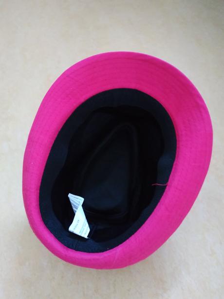 Klobouk dětský růžový, 