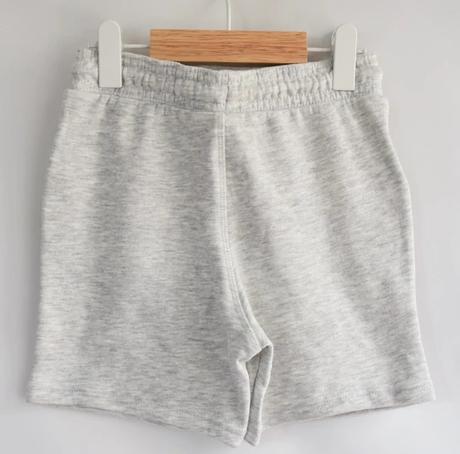 Kraťasy vel. 3 - 4 roky, tu,104