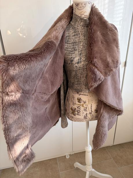 Teply kabat s koziskem oasis s + tricko bershka m, s