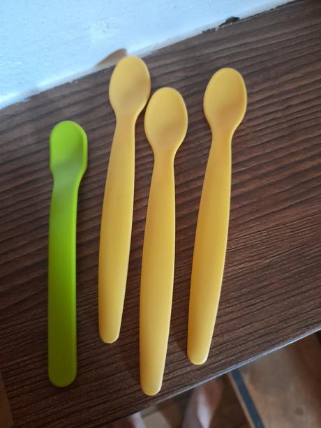 Lžičky pro miminko 4ks,