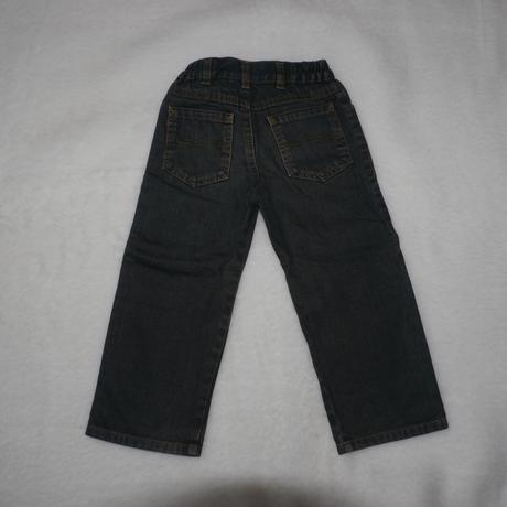 Cerne dzinove kalhoty, 104