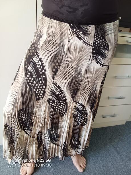 Sukně zn."ren-dar" vel."48", 48