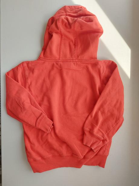 Mikina s mimoněm, 122