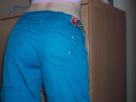 Kalhoty s výšivkou, 38