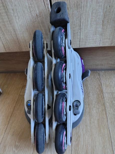 Kolečkové brusle, 29