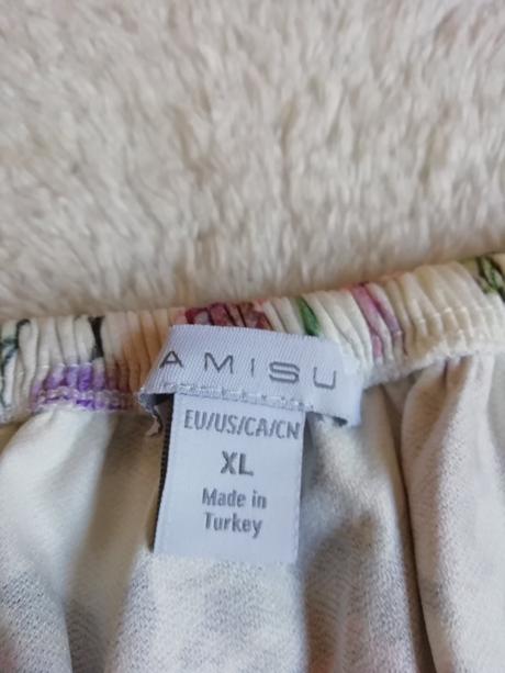 Halenka s volánem amisu, velikost xl, amisu,xl