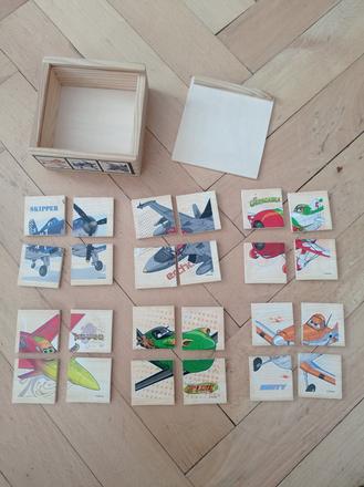 Dřevené puzzle letadla,