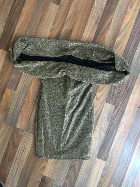 Nové zlatý třpyt šaty na ramena a voda, vel s, pre, s